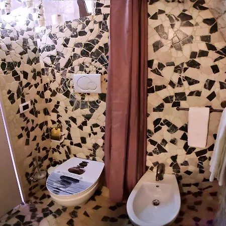 L'angolo Di Gaudi, Alcoba Capriccio