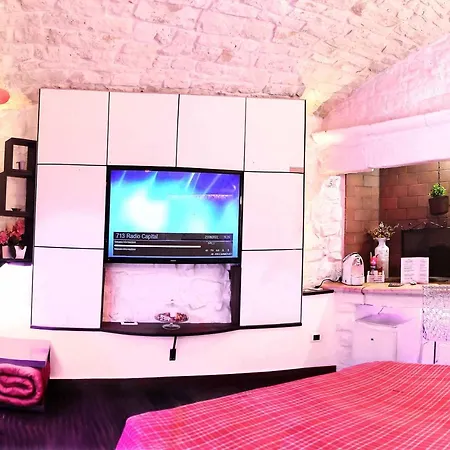 L'angolo Di Gaudi, Alcoba Capriccio * Putignano